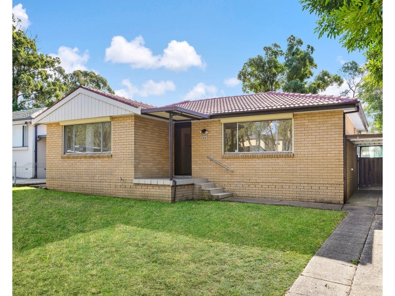 69 Wayne Street, Dean Park NSW 2761