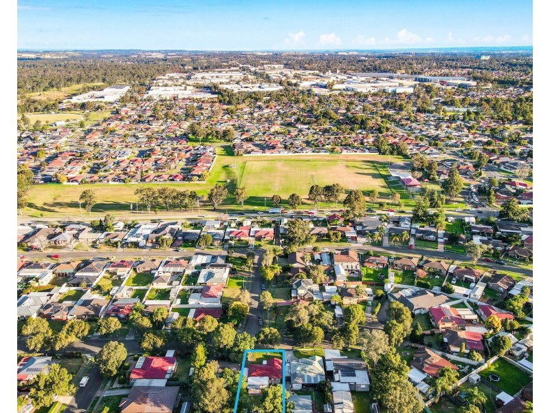 69 Wayne Street, Dean Park NSW 2761