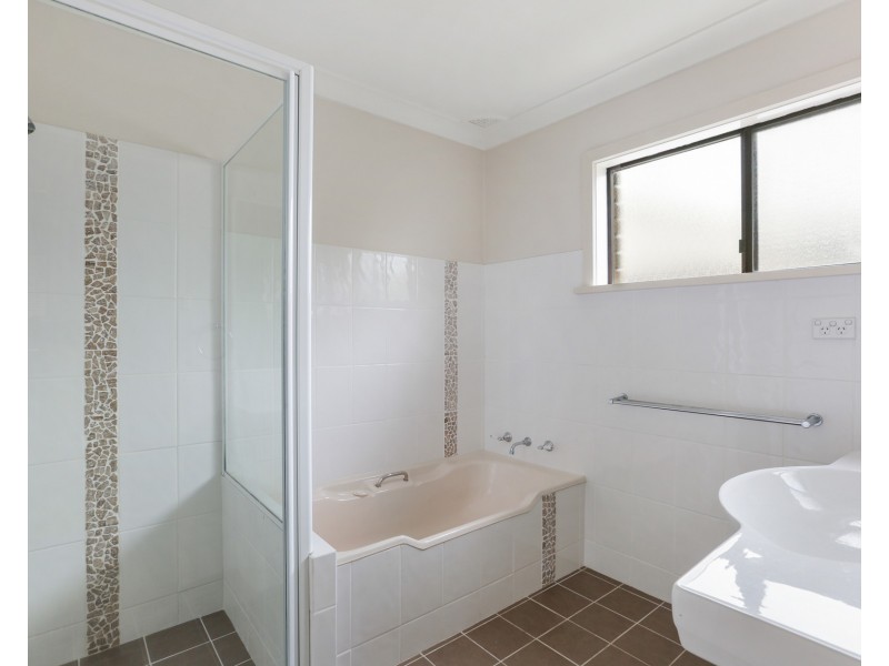 22 Ruby Street, Gorokan NSW 2263