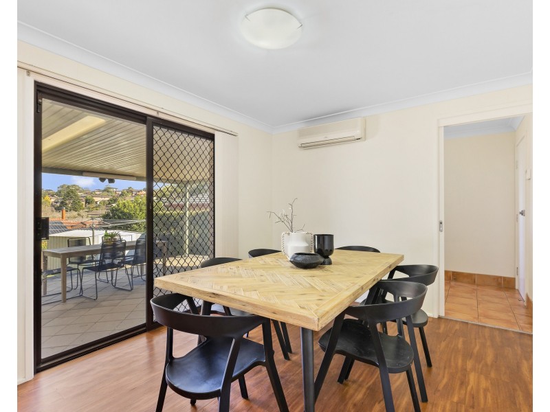 81 Crestwood Drive, Baulkham Hills NSW 2153