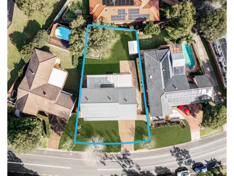 81 Crestwood Drive, Baulkham Hills NSW 2153