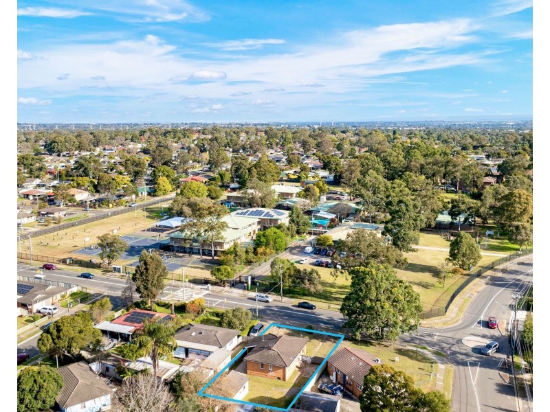 3 Copeland Road, Lethbridge Park NSW 2770