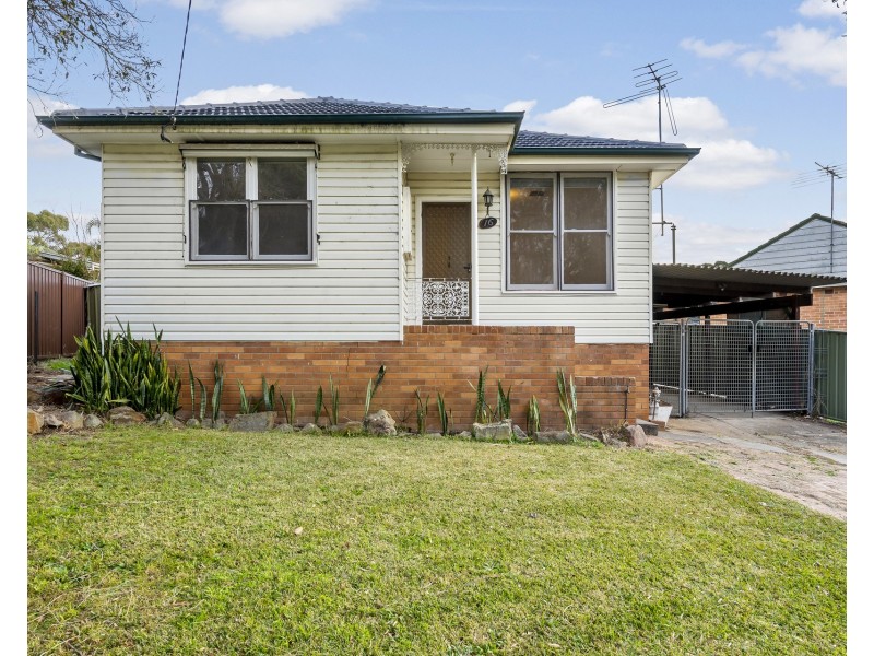 16 Moffatt Drive, Lalor Park NSW 2147