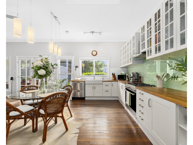 14 Zambesi Road, Seven Hills NSW 2147