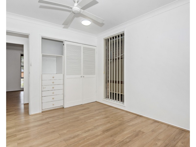 33 McCartney Crescent, St Clair NSW 2759