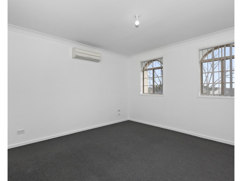 8 Rory Court, Glenwood NSW 2768