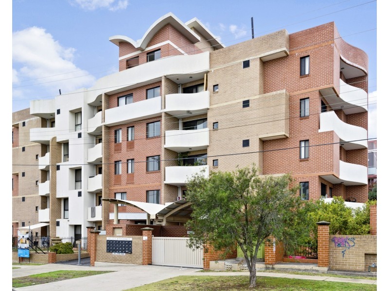 21/20-22 Clifton Street, Blacktown NSW 2148