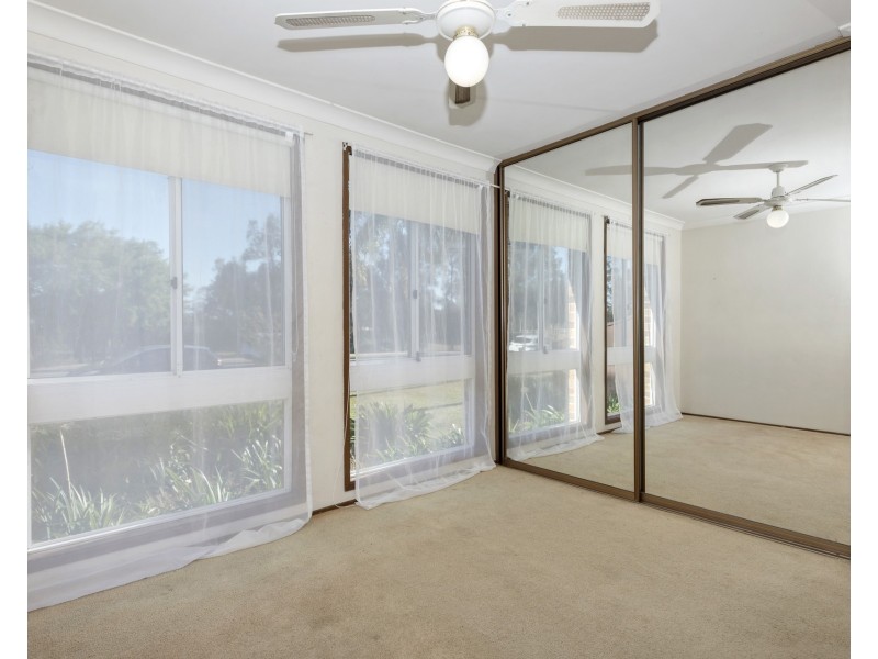 139 Banks Drive, St Clair NSW 2759