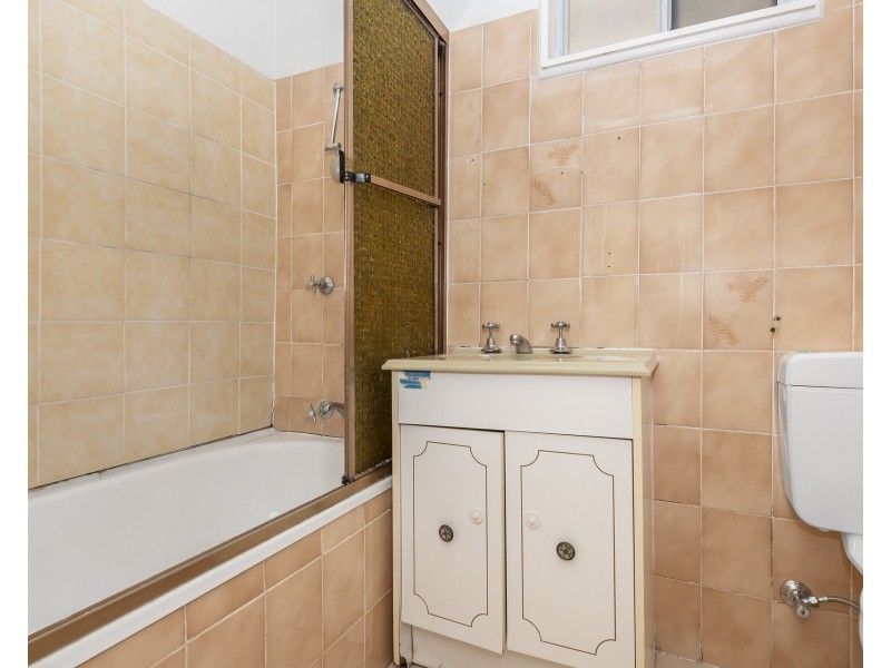 37 Clifton Street, Blacktown NSW 2148