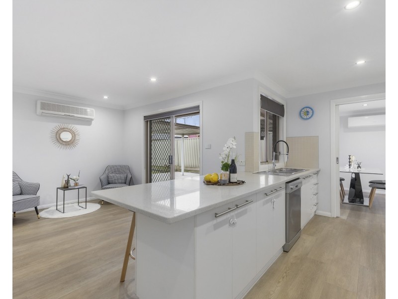 10 Andrew Lloyd Drive, Doonside NSW 2767