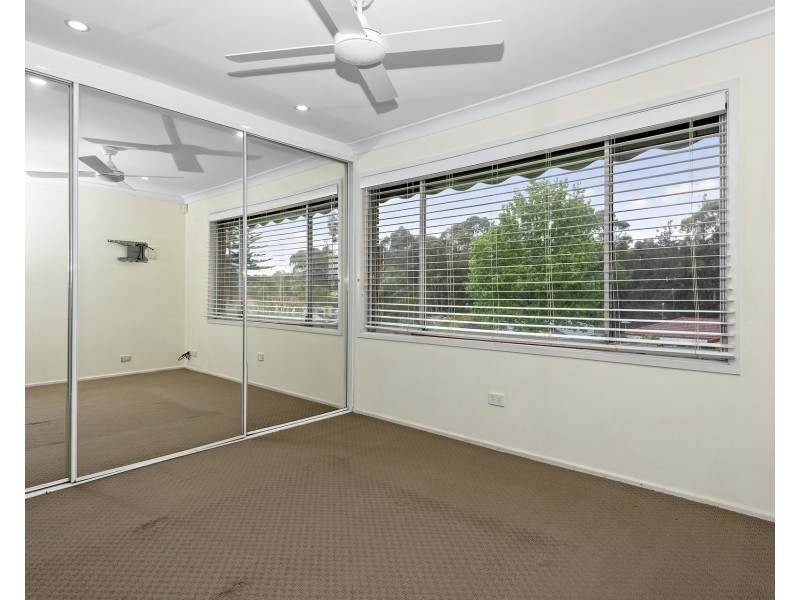 12 Desley Crescent, Prospect NSW 2148