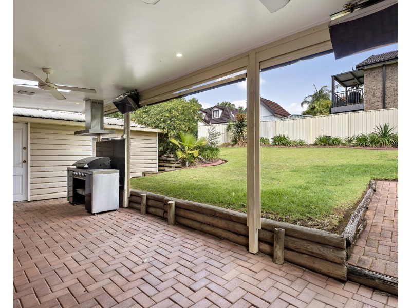 12 Desley Crescent, Prospect NSW 2148