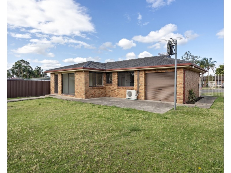 4 Blamey Place, Doonside NSW 2767