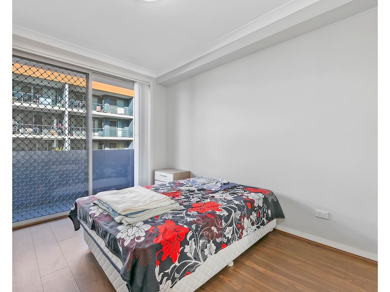 102/8B Myrtle Street, Prospect NSW 2148