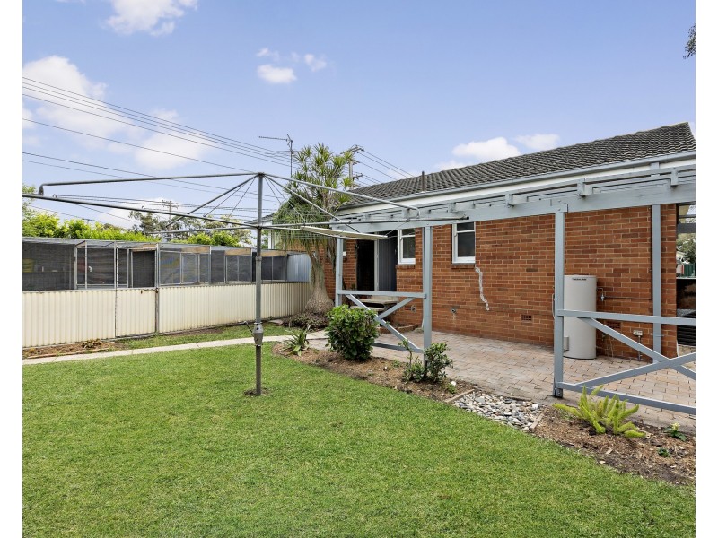 41 Marquesa Crescent, Lethbridge Park NSW 2770