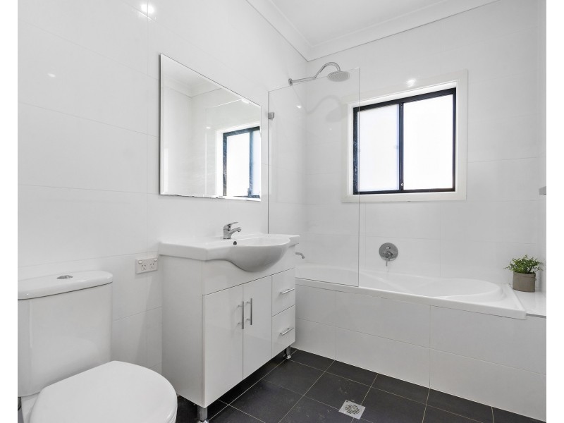 4 Amiens Lane, Blacktown NSW 2148