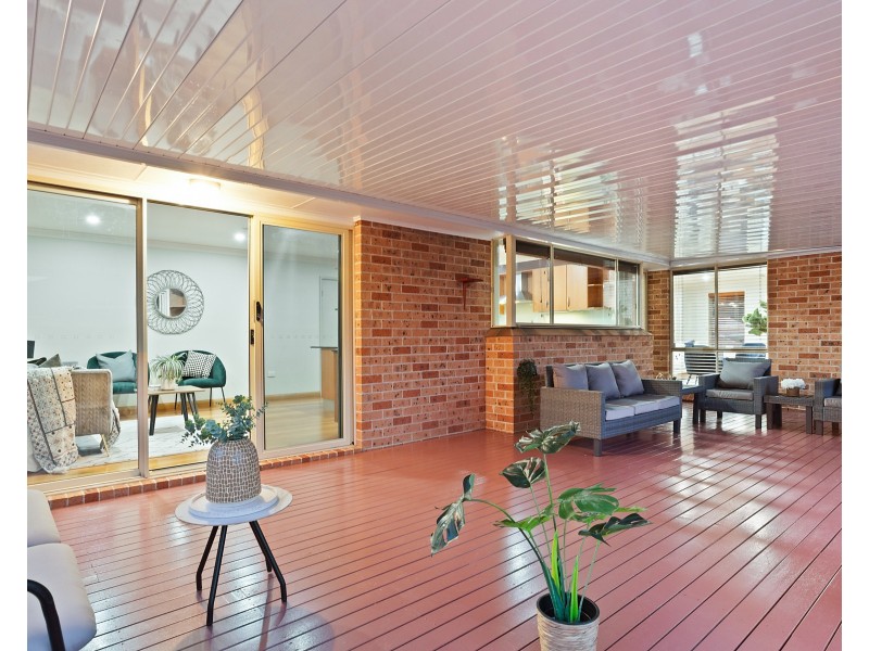 25 Hampton Crescent, Prospect NSW 2148