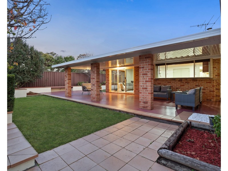 25 Hampton Crescent, Prospect NSW 2148