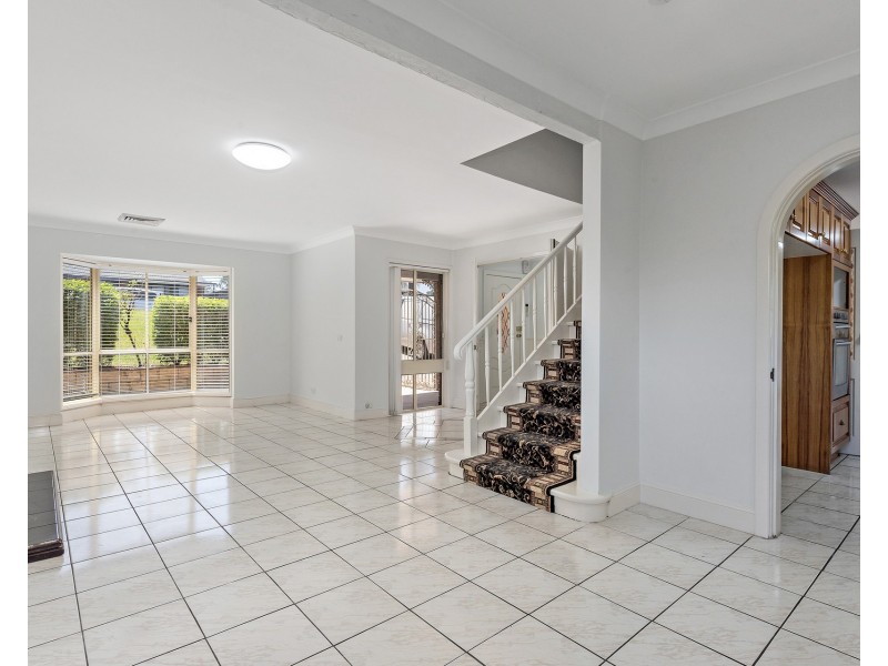 67 Cowley Crescent, Prospect NSW 2148