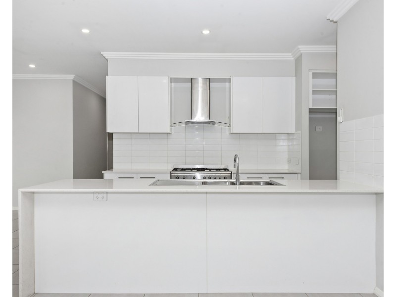 39 Loveday Street, Oran Park NSW 2570