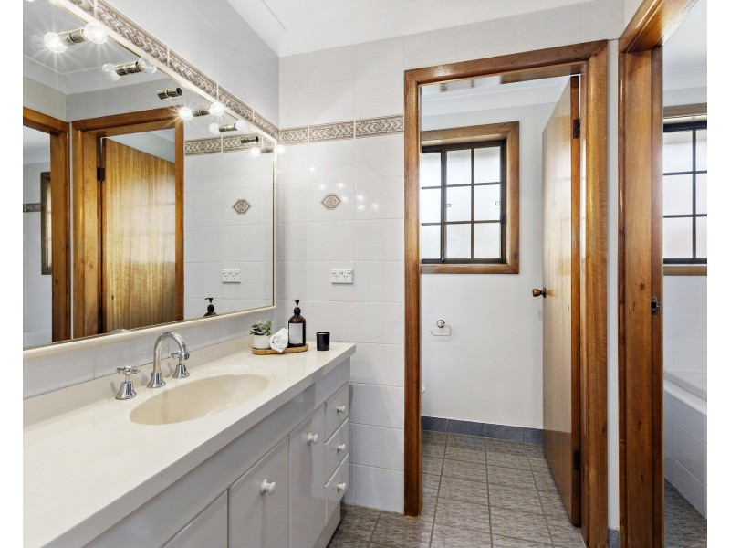 2 Verge Place, Doonside NSW 2767