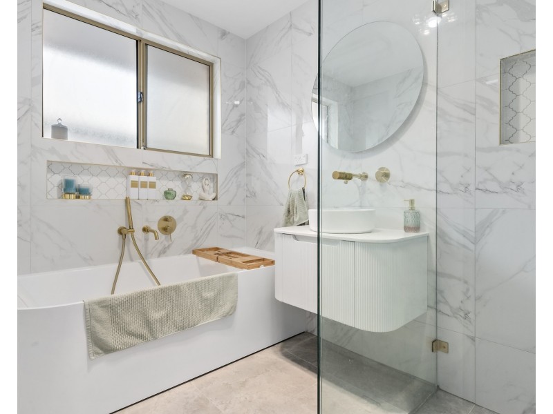 8 Shelley Crescent, Blacktown NSW 2148