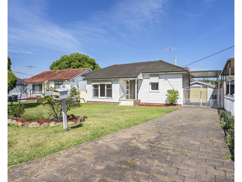 8 Adams Crescent, St Marys NSW 2760