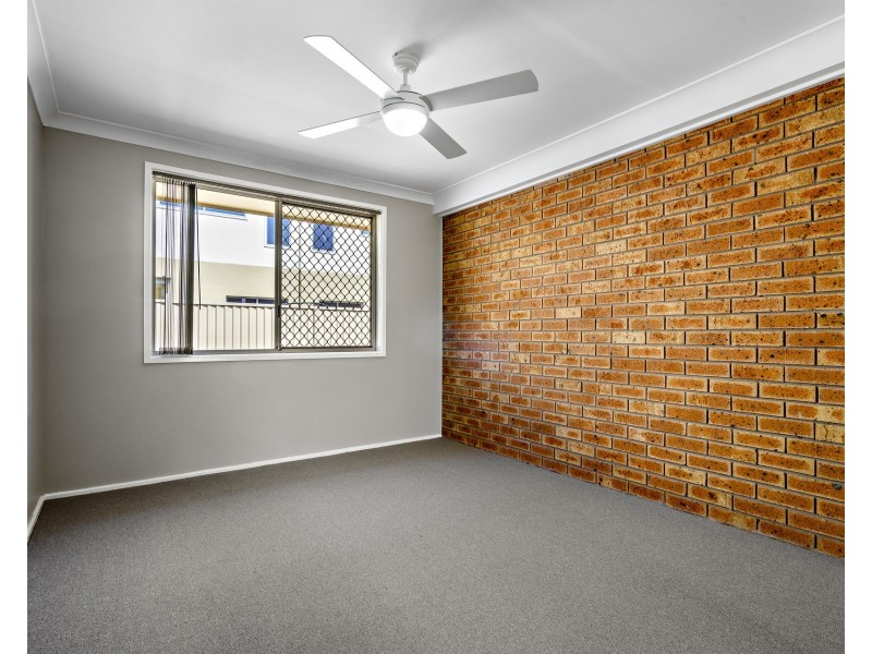2/9 Fifth Avenue, Blacktown NSW 2148