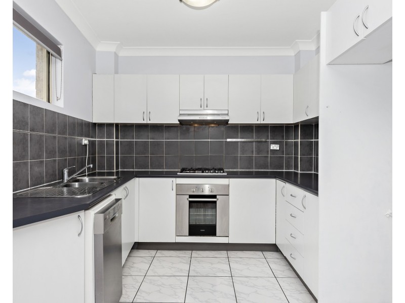 24/14-18 Fourth Avenue, Blacktown NSW 2148