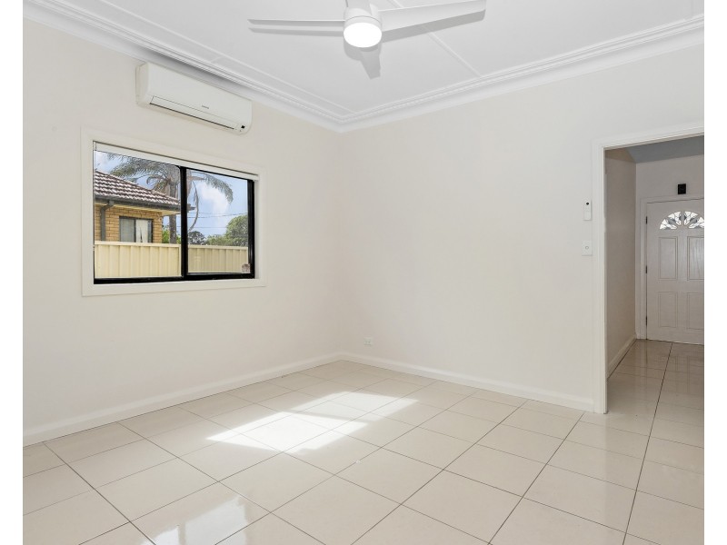 89 Great Western Highway, Oxley Park NSW 2760