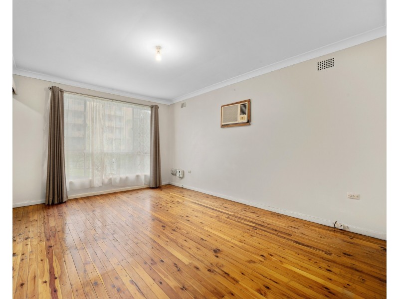 39 Clifton Street, Blacktown NSW 2148