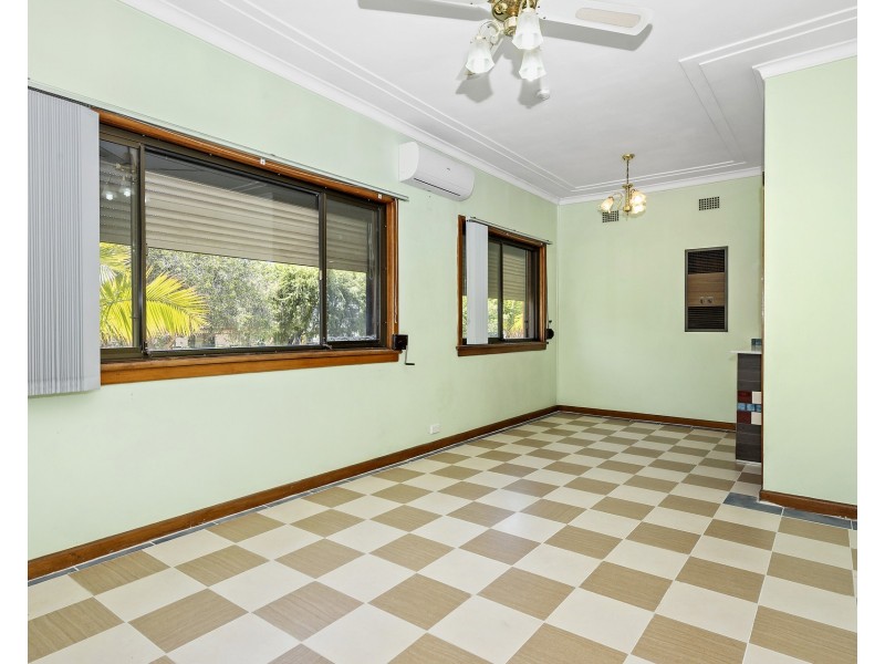 75 Sarsfield Street, Blacktown NSW 2148