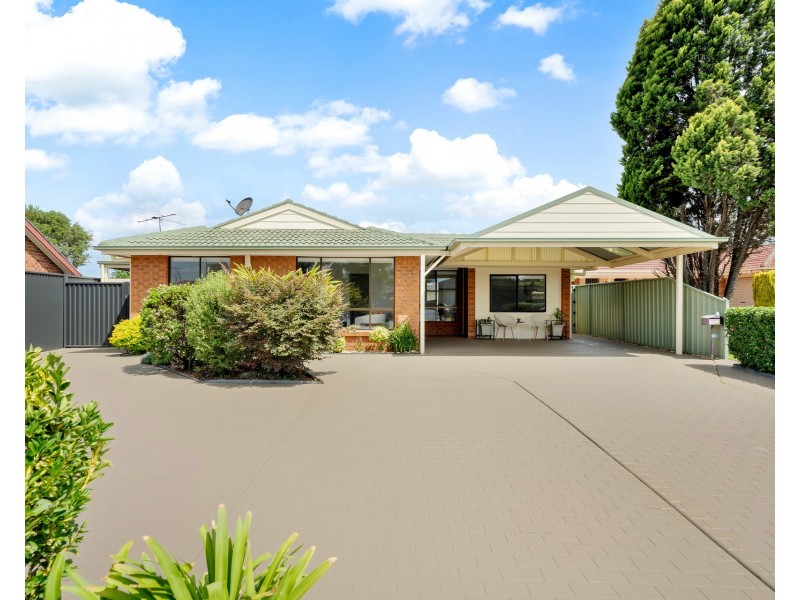 11 Honeyeater Place, Erskine Park NSW 2759