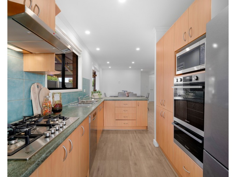 11 Honeyeater Place, Erskine Park NSW 2759