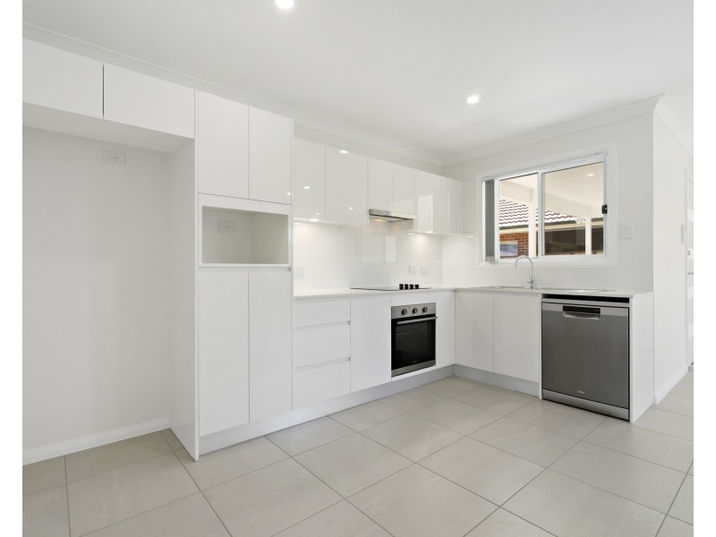 42a Amos Street, Westmead NSW 2145