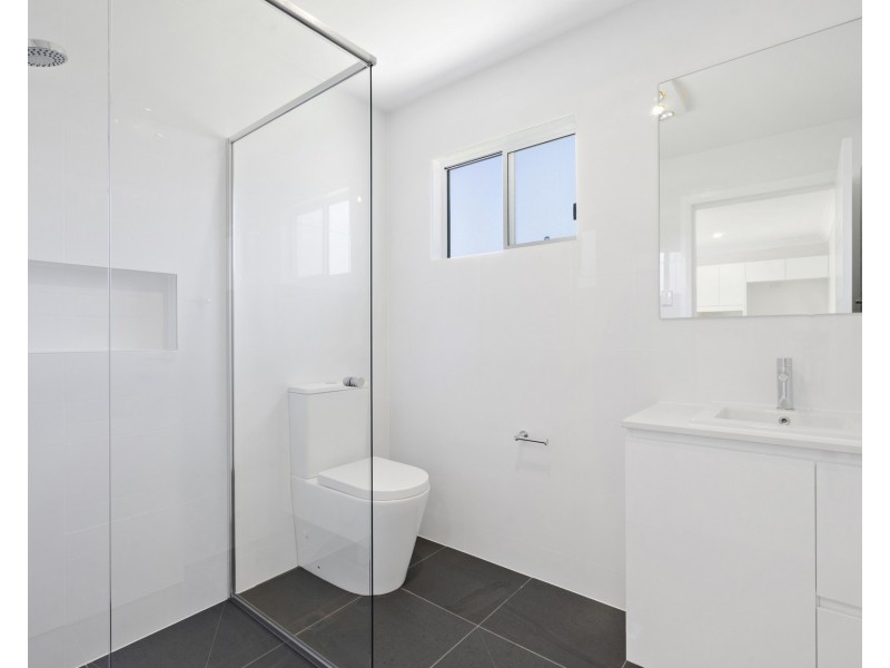 42a Amos Street, Westmead NSW 2145