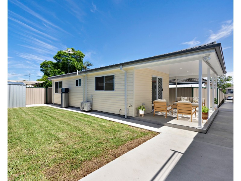 42a Amos Street, Westmead NSW 2145