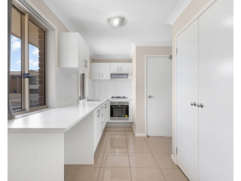 2/18 Sydney Street, Blacktown NSW 2148