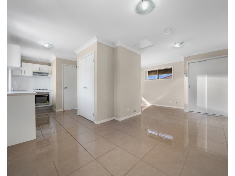 2/18 Sydney Street, Blacktown NSW 2148