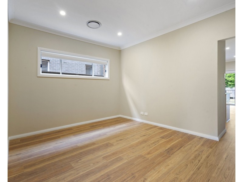 36a Scott Street, Toongabbie NSW 2146