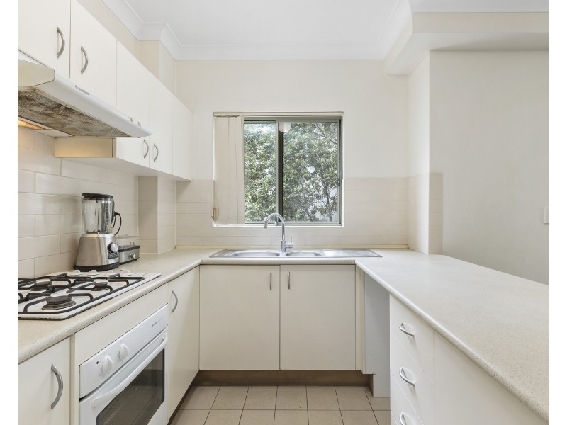 18/11-13 Fourth Avenue, Blacktown NSW 2148