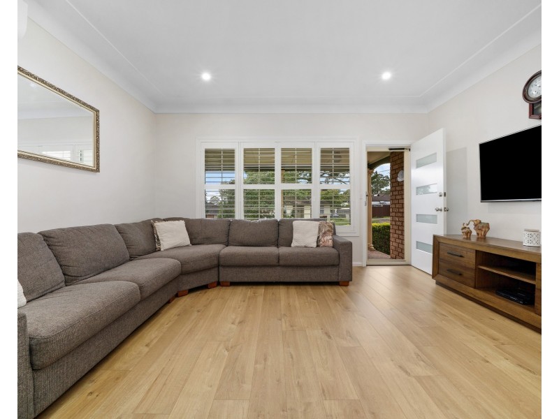 2 Oxley Street, Lalor Park NSW 2147