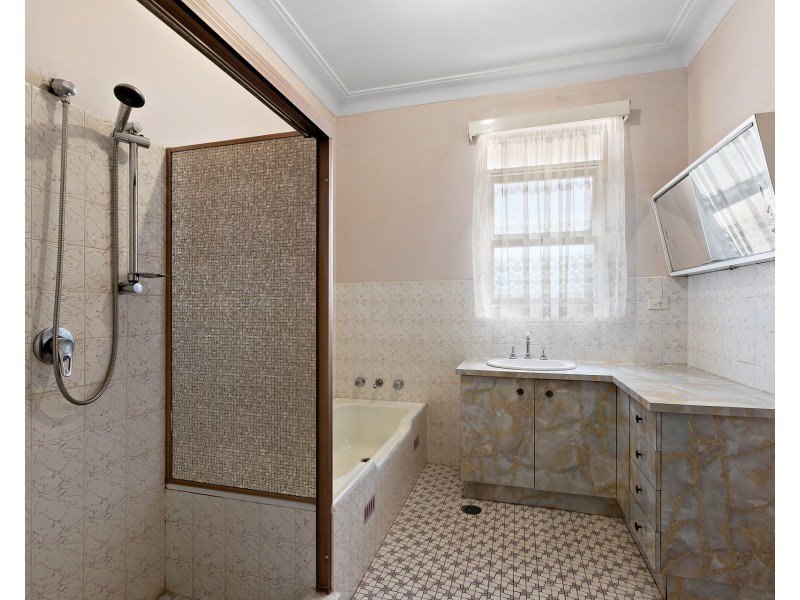 11 Russell Street, Blacktown NSW 2148