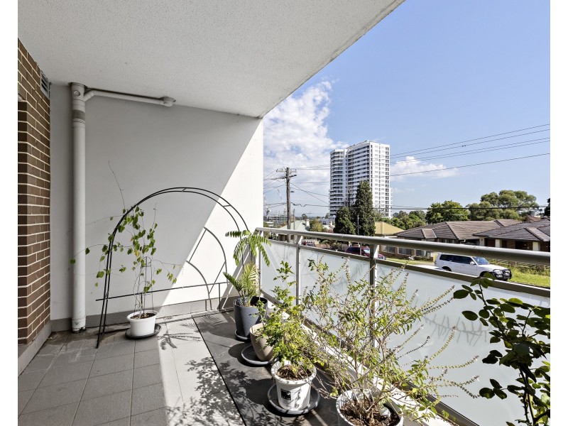 17/26-34 Clifton Street, Blacktown NSW 2148