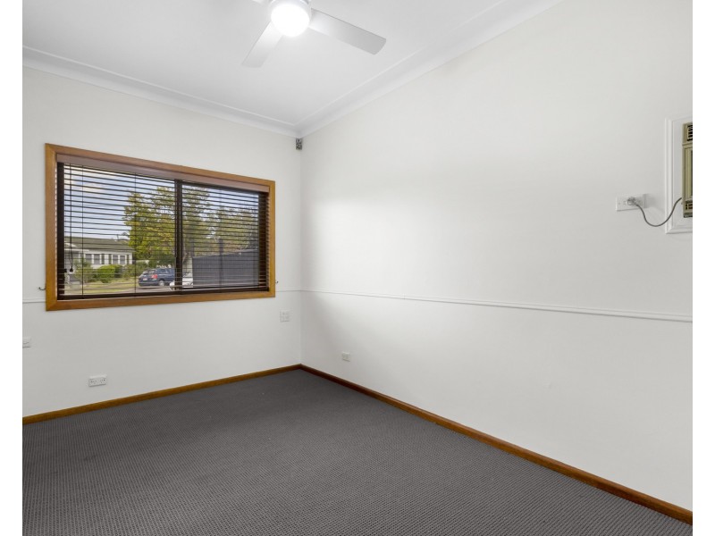 6 Sewell Avenue, Seven Hills NSW 2147