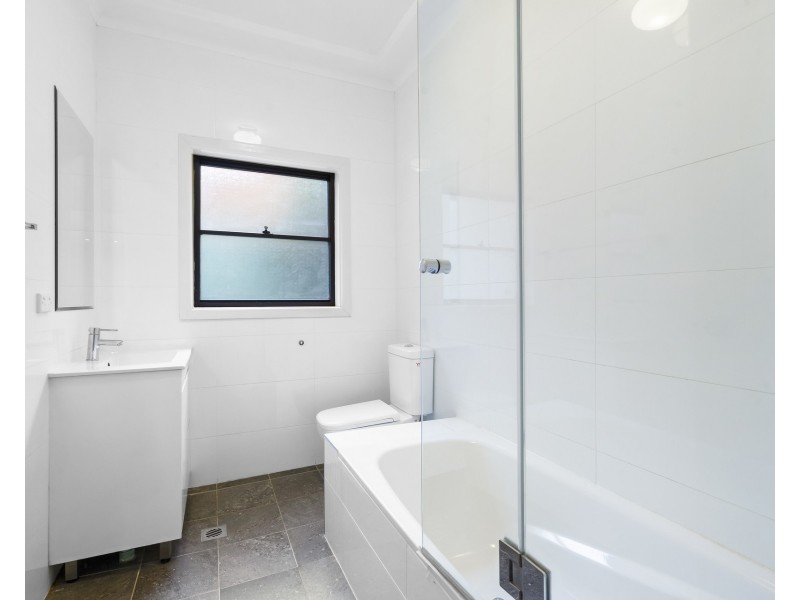 11 Carrington Street, Seven Hills NSW 2147