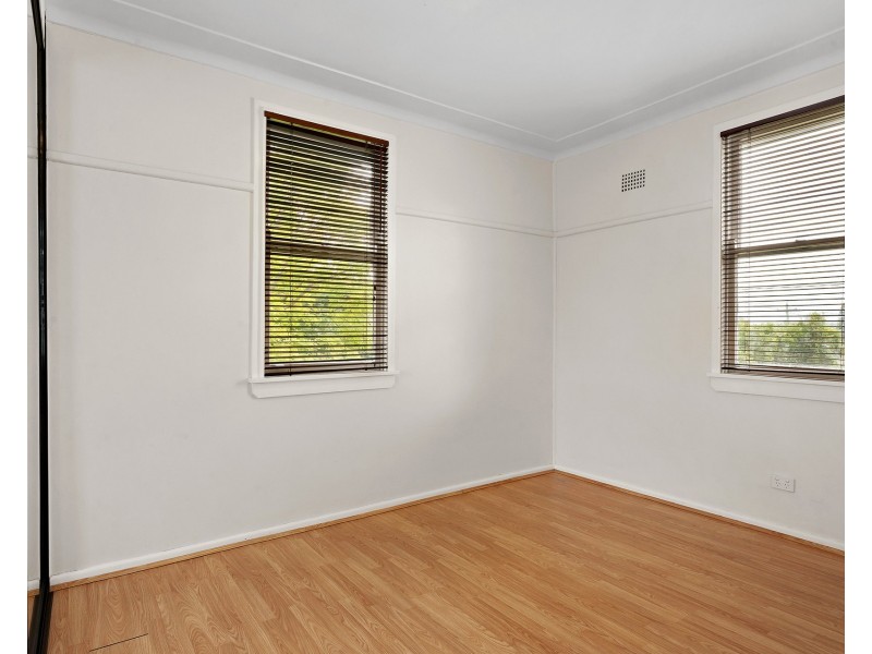 10 Dawn Drive, Seven Hills NSW 2147