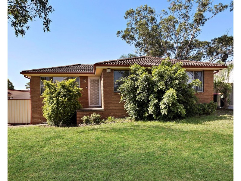 30 & 30a Glenn Street, Dean Park NSW 2761