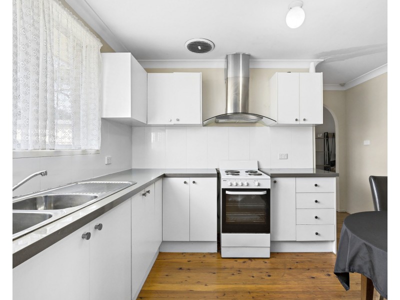 30 & 30a Glenn Street, Dean Park NSW 2761