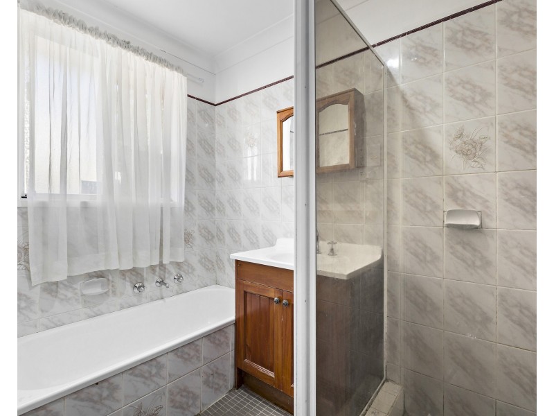 30 & 30a Glenn Street, Dean Park NSW 2761